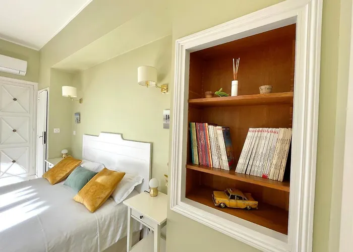 فندق مبيت وإفطار La Melanotte 4*